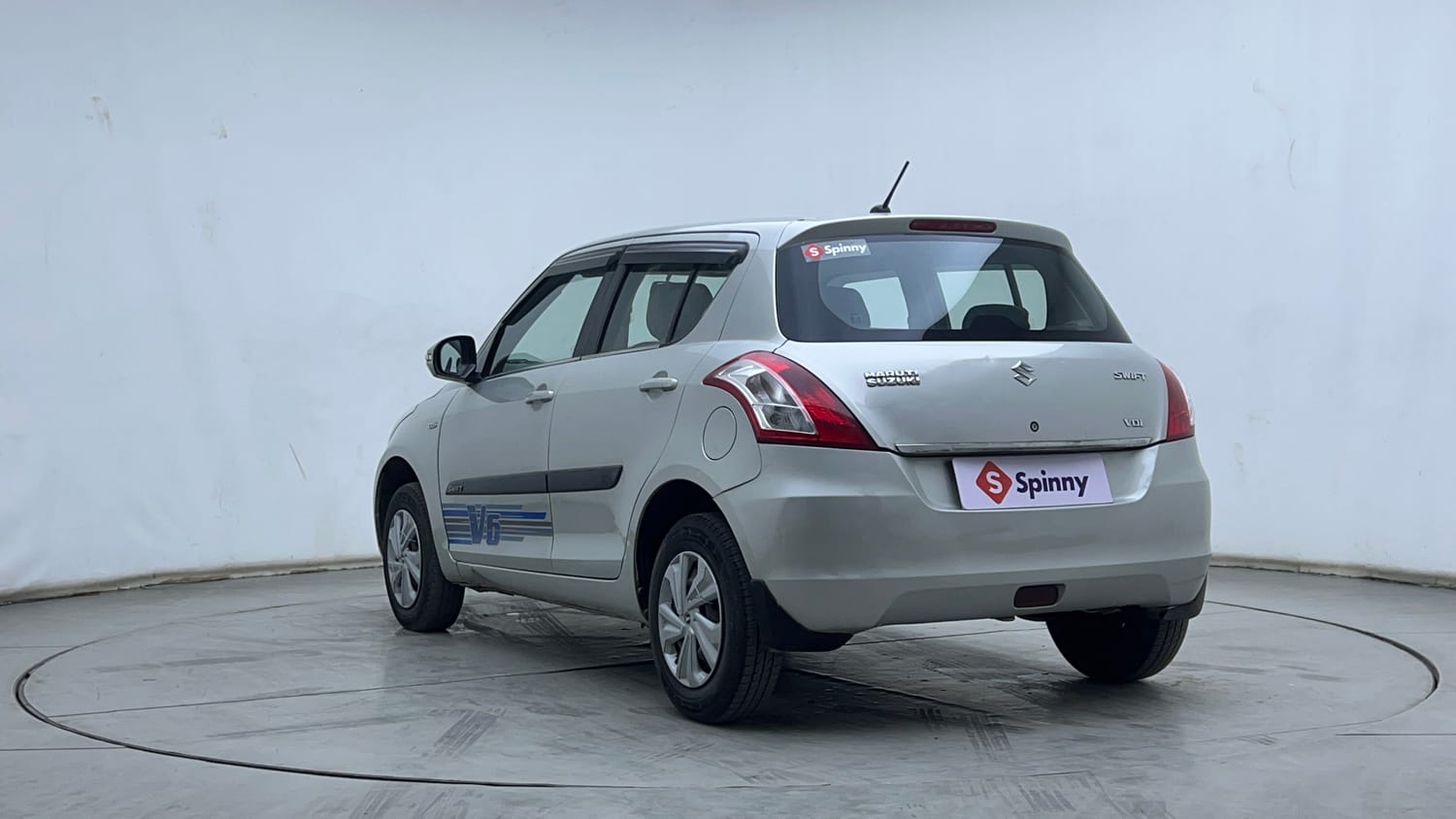 2015 Maruti Suzuki Swift - 3