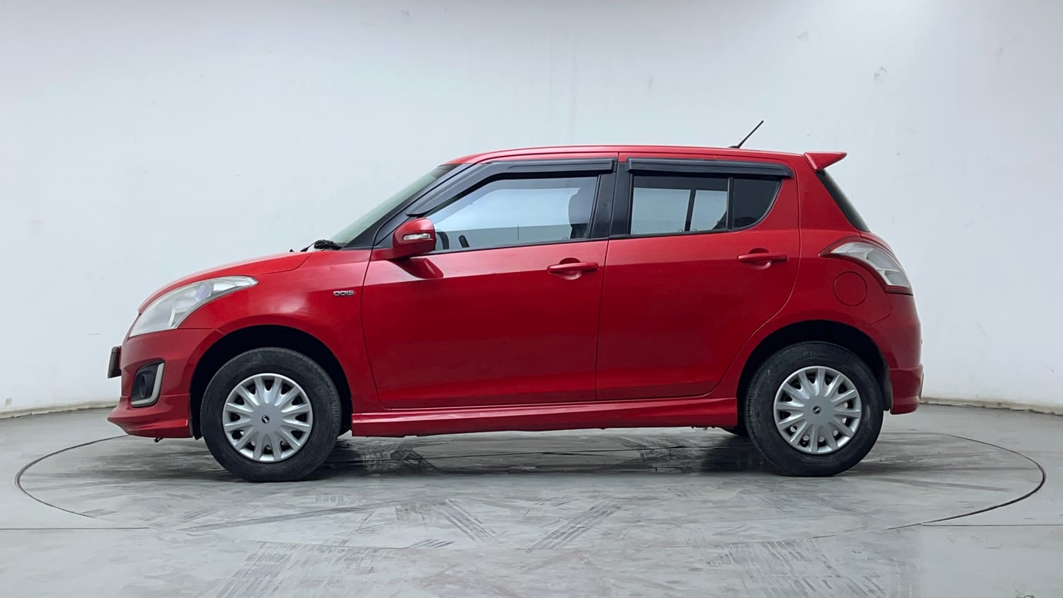 2016 Maruti Suzuki Swift - 2