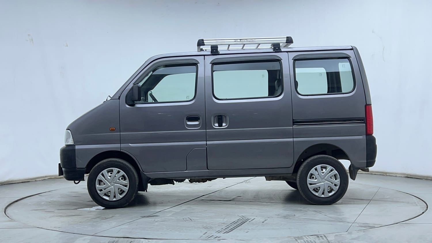 2022 Maruti Suzuki Eeco - 2