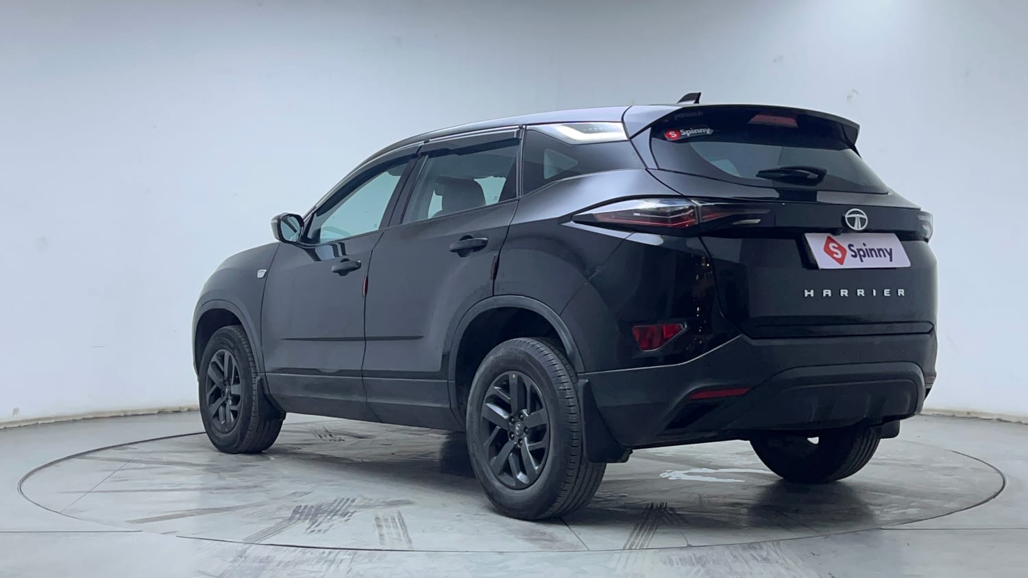 2020 Tata Harrier - 3