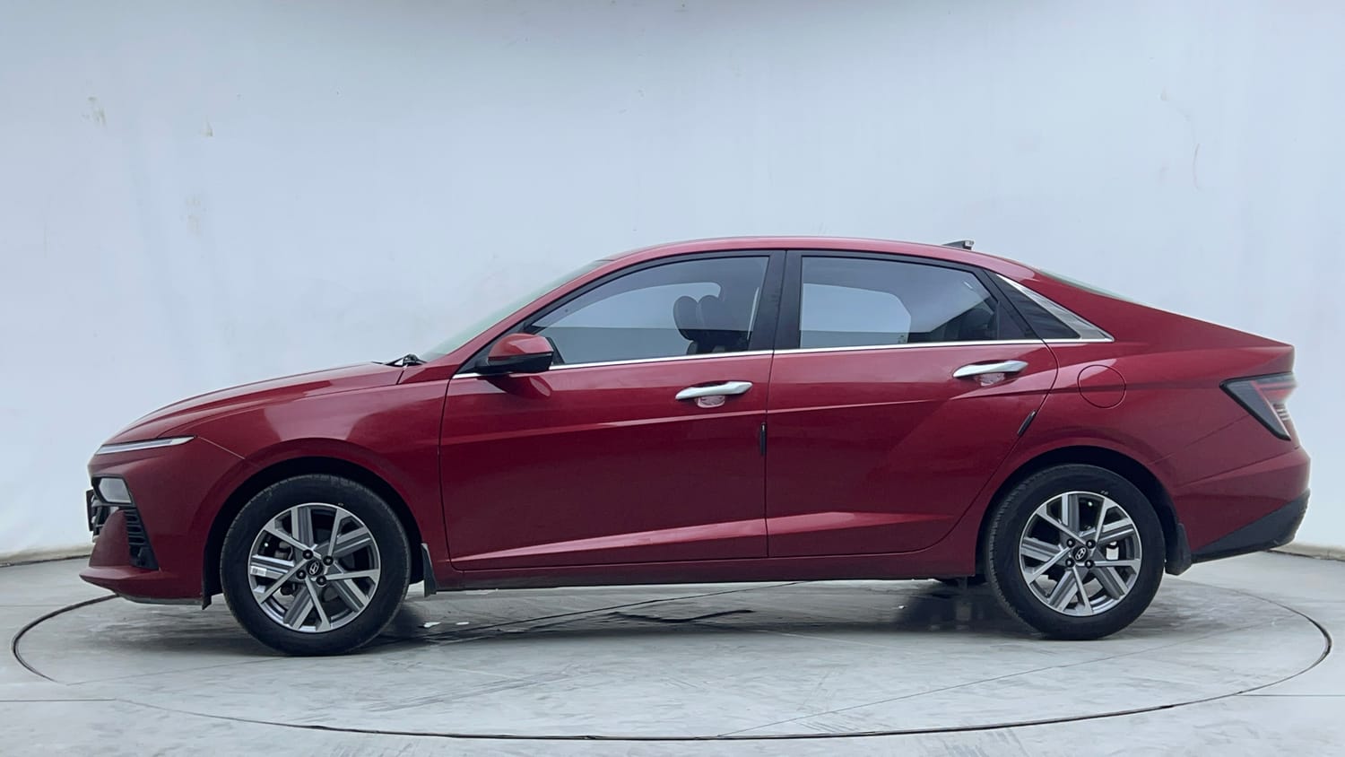 2024 Hyundai Verna - 2