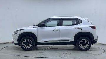 Used 2024 Nissan Magnite XV Turbo CVT Petrol Automatic Image