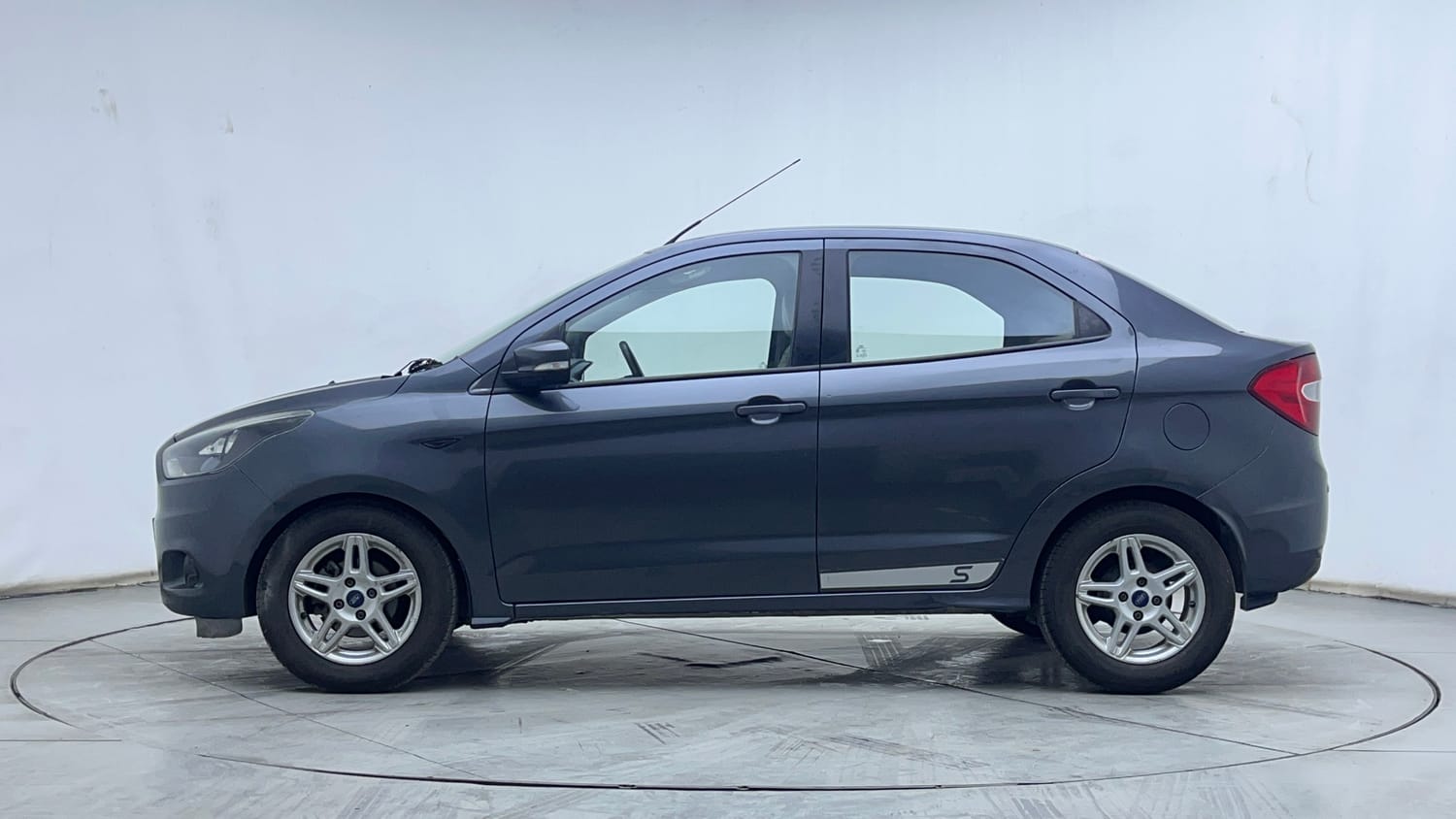 2017 Ford Figo Aspire - 2