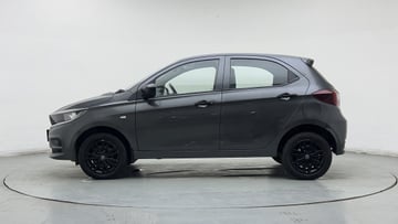 Used 2024 Tata Tiago XE CNG Cng Manual Image
