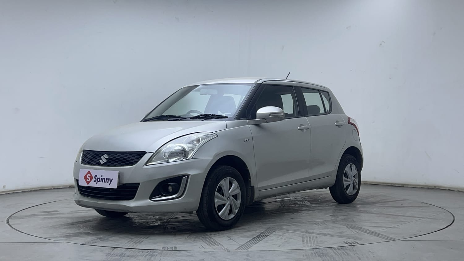 Maruti Suzuki Swift - Photo 1