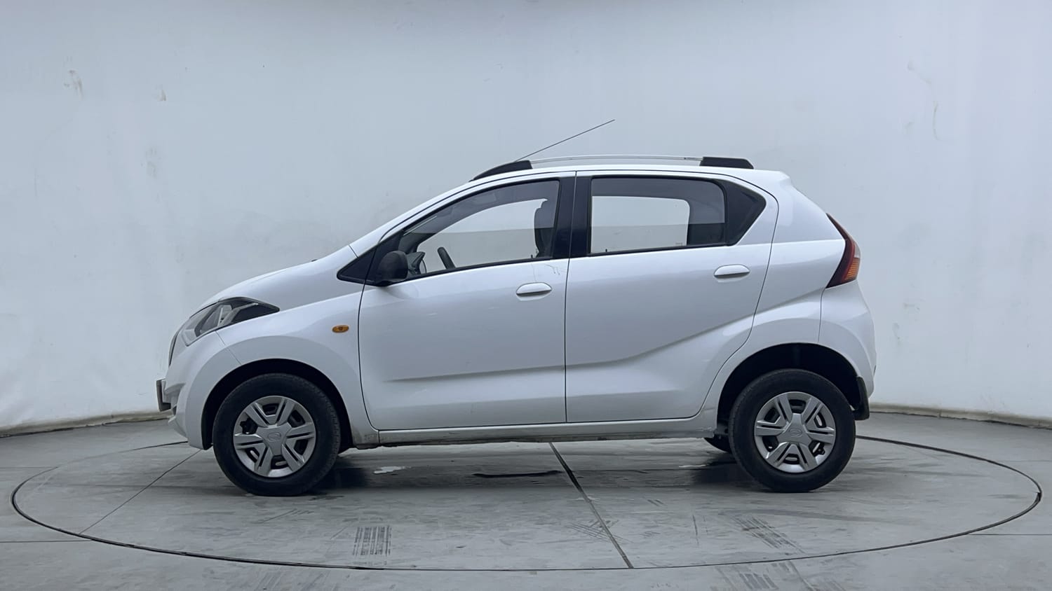 2016 Datsun Redi-GO - 2