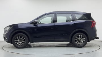 Used 2022 Mahindra XUV700 AX 7 Diesel AT 7 STR Diesel Automatic Image