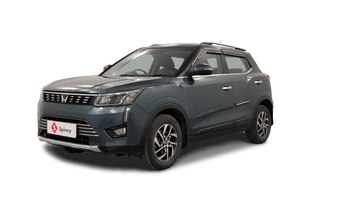 Used 2023 Mahindra XUV 300 W8 (O) 1.2 Petrol AMT Petrol Automatic Image