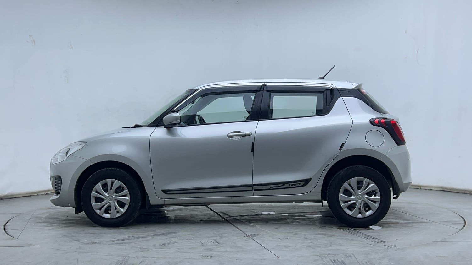 2023 Maruti Suzuki Swift - 2