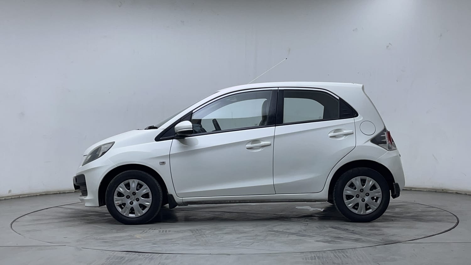 2014 Honda Brio - 2