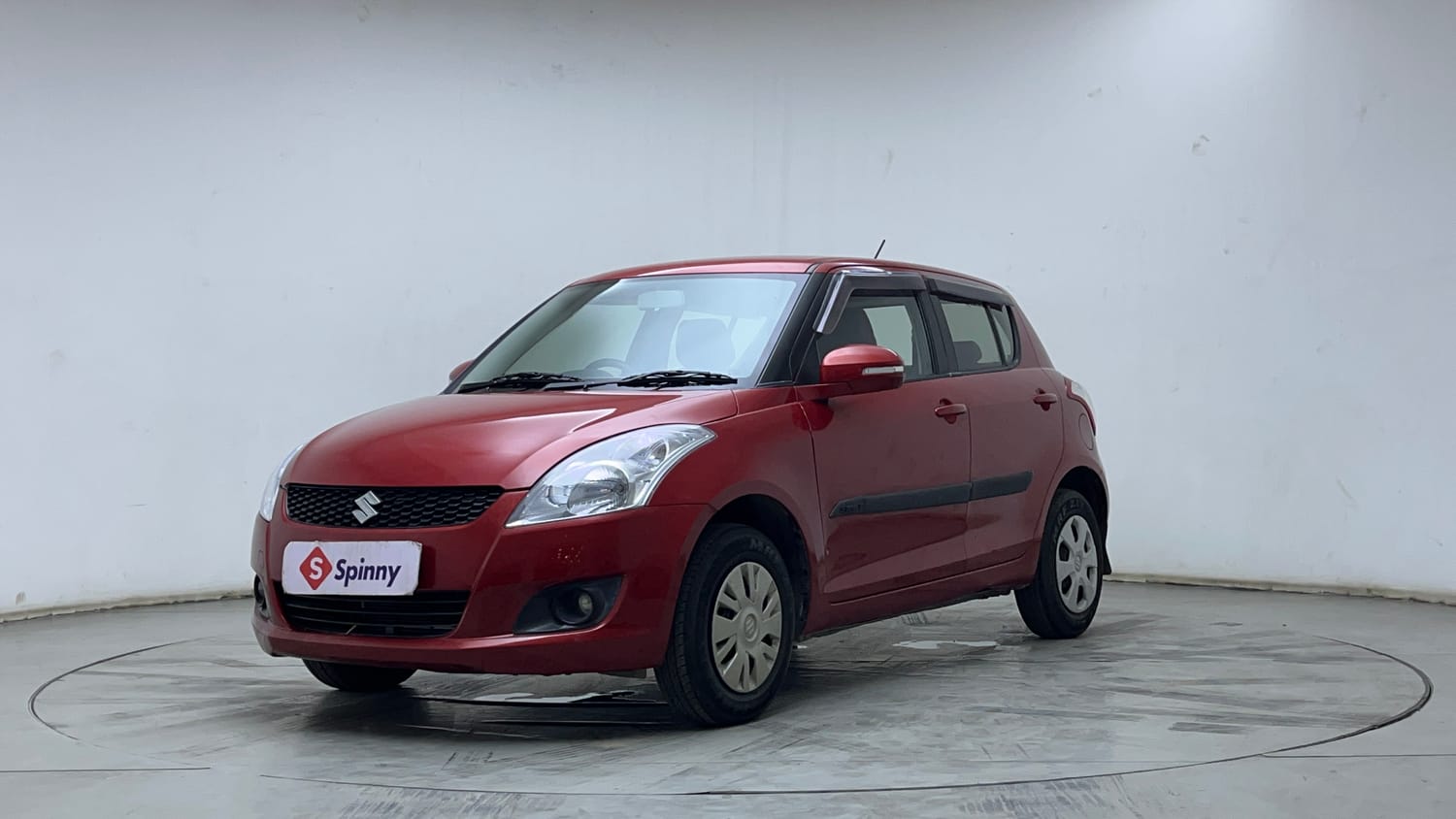 Maruti Suzuki Swift - Photo 1