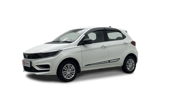 Used 2025 Tata Tiago XZA iCNG Cng Automatic Image