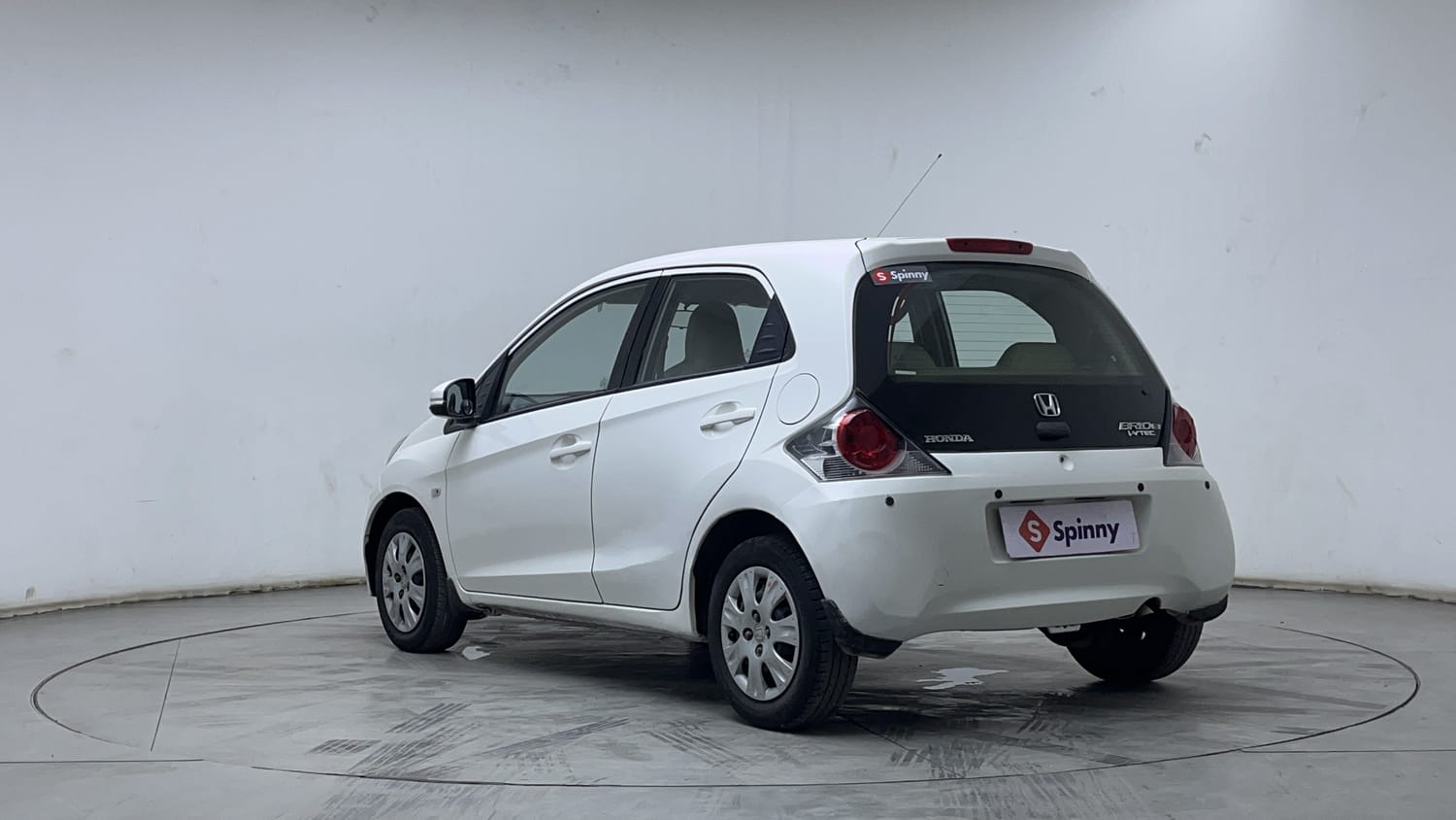 2014 Honda Brio - 3