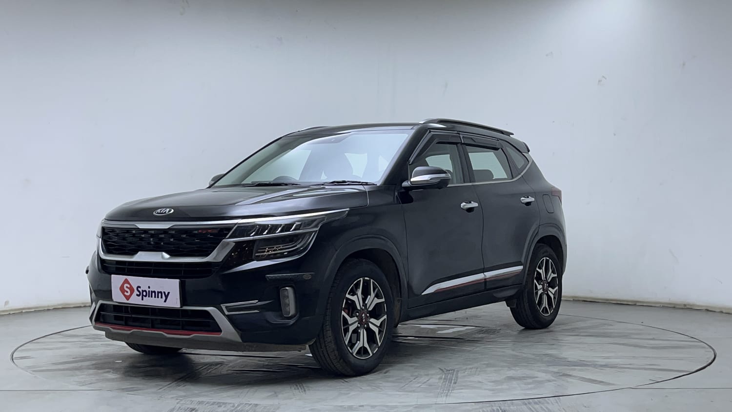 Kia Seltos - Photo 1