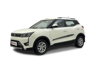 Used 2022 Mahindra XUV 300 W8 1.5 Diesel Diesel Manual Image