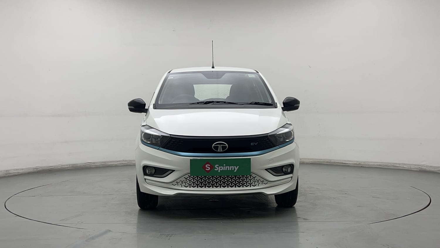 2024 Tata Tiago EV XZ Plus Long Range - Photo 8