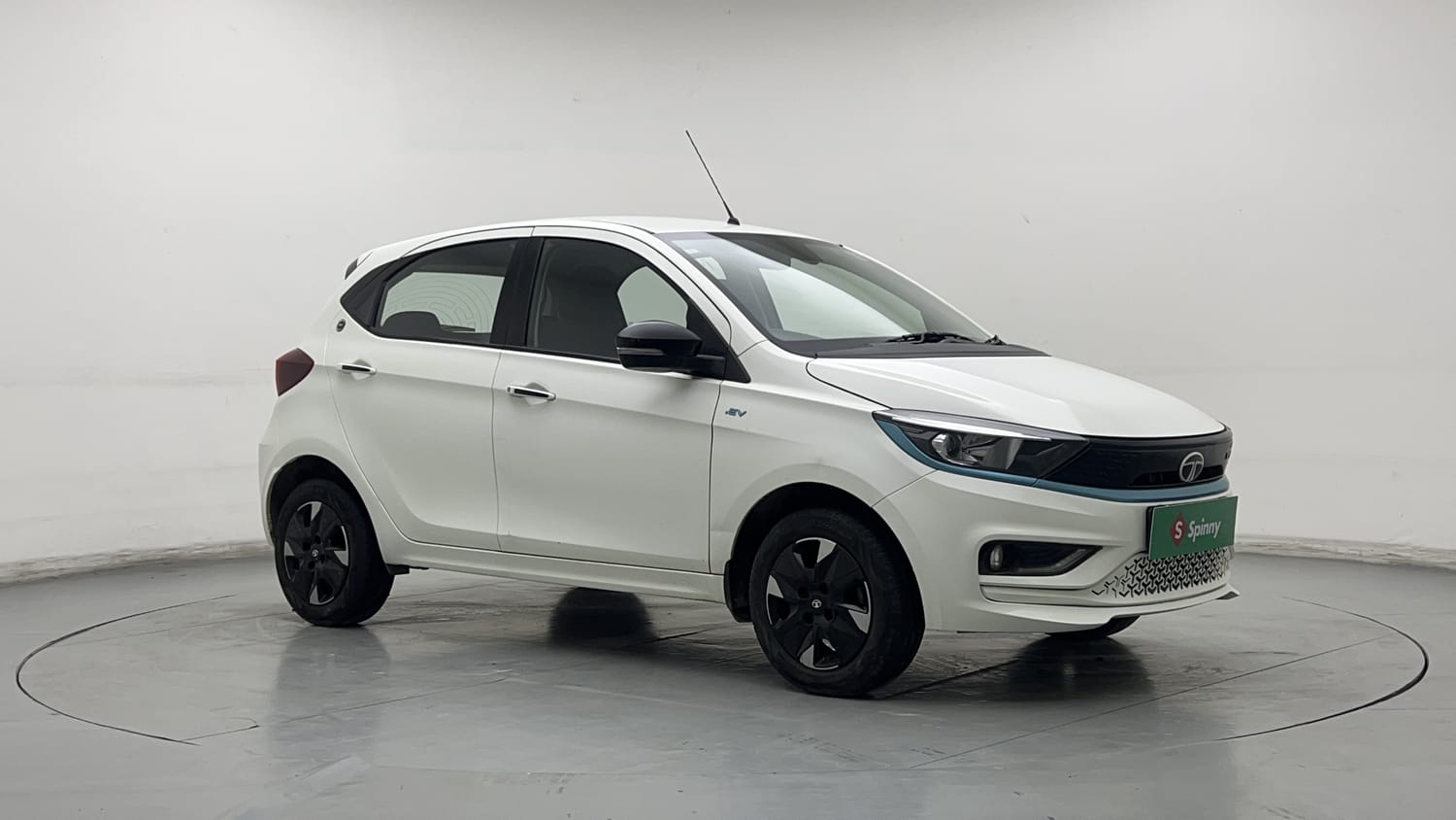 2024 Tata Tiago EV XZ Plus Long Range - Photo 7