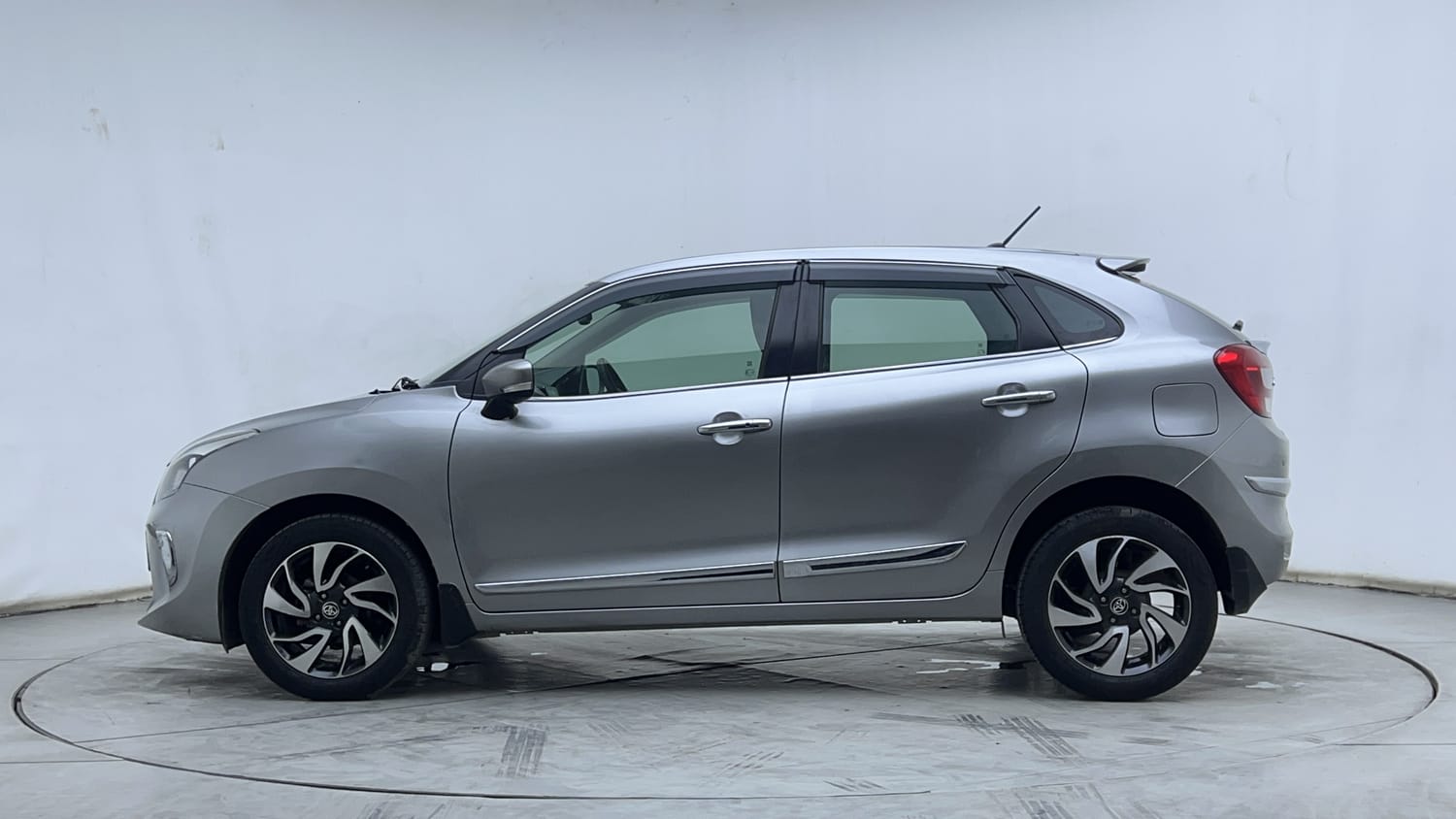 2020 Toyota Glanza - 2
