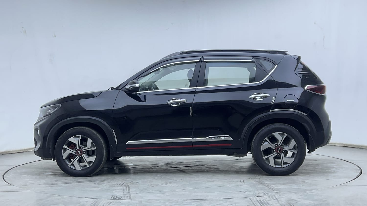 2021 Kia Sonet - 2