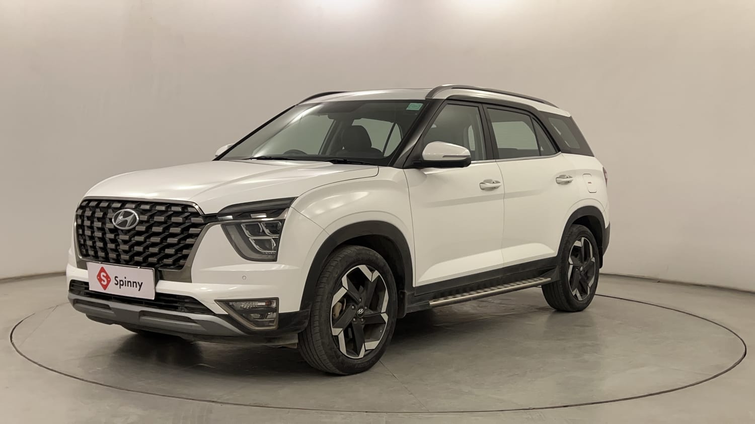 2022 Hyundai Alcazar Signature (O) 6 STR 1.5 Diesel AT