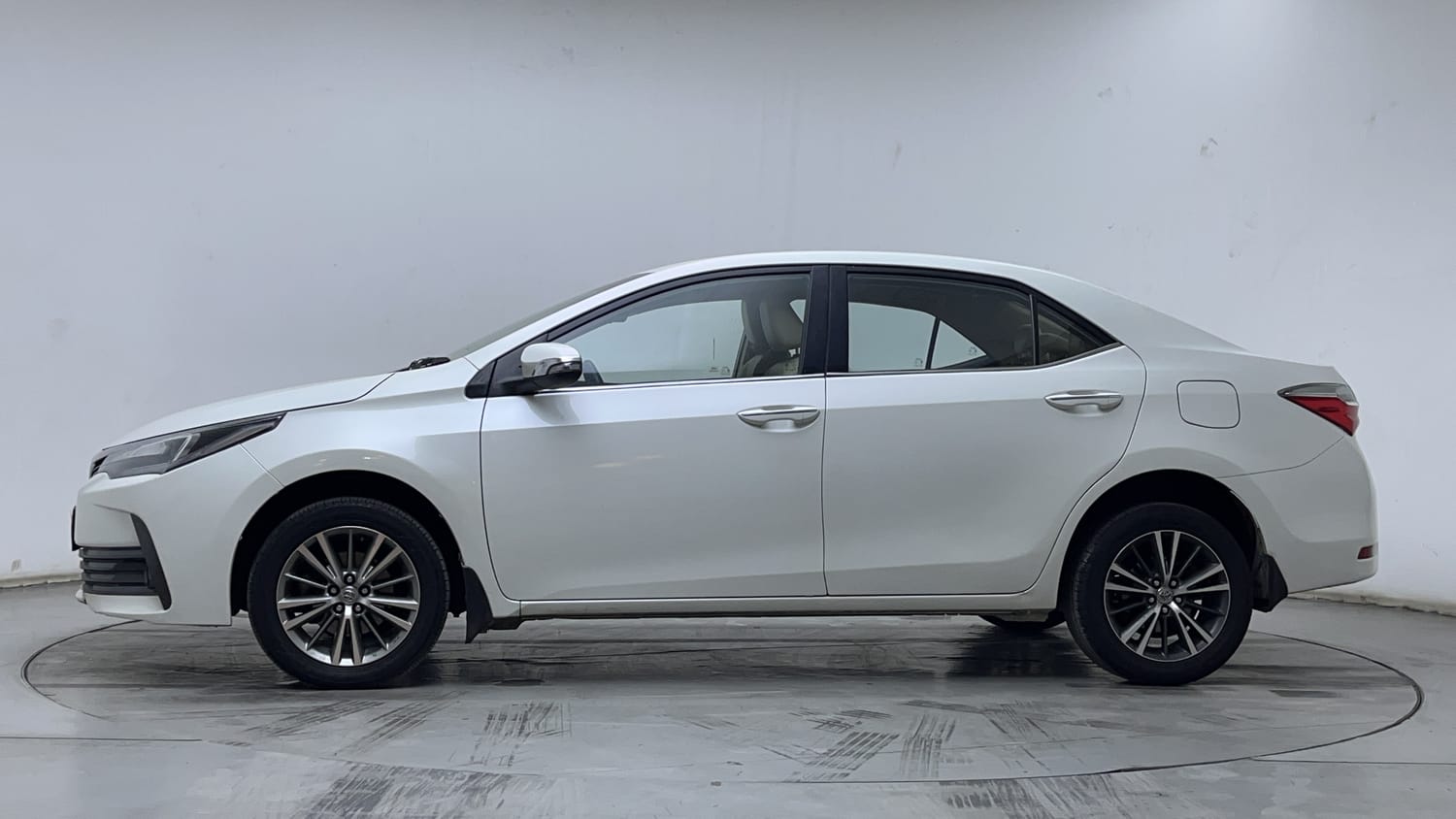 2018 Toyota Corolla Altis - 2