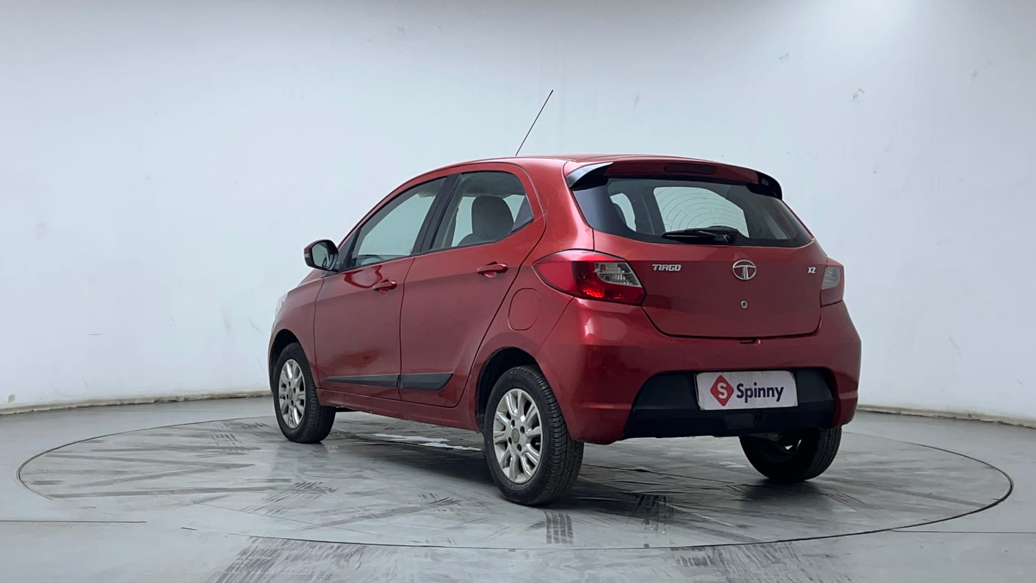 2016 Tata Tiago - 3