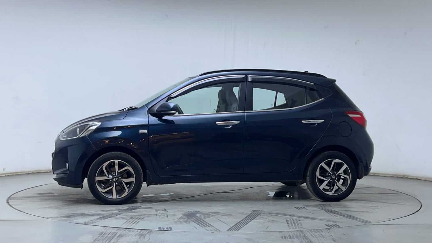 2022 Hyundai Grand i10 Nios - 2
