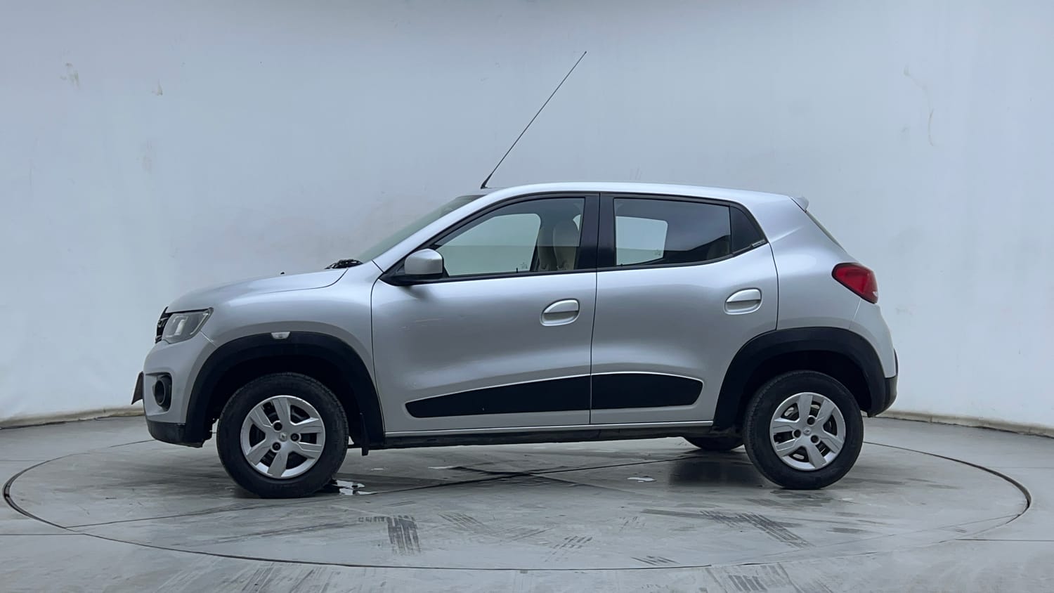 2016 Renault Kwid - 2