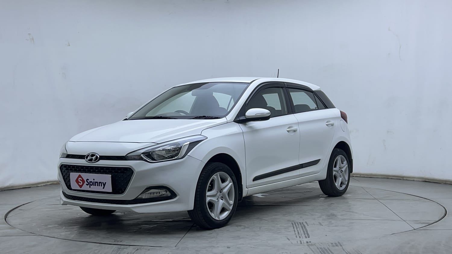 Hyundai Elite i20 - Photo 1