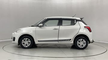 Used 2022 Maruti Suzuki Swift VXi AMT Petrol Automatic Image