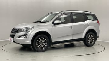 Used 2019 Mahindra XUV500 W7 Diesel Manual Image