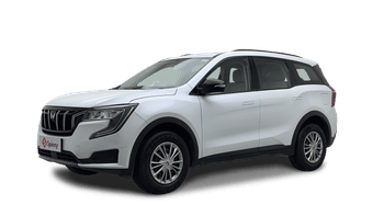 Used 2024 Mahindra XUV700 AX5 Select Petrol MT 7 STR Petrol Manual Image