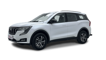 Used 2025 Mahindra XUV700 AX5 Petrol MT 7 STR Petrol Manual Image
