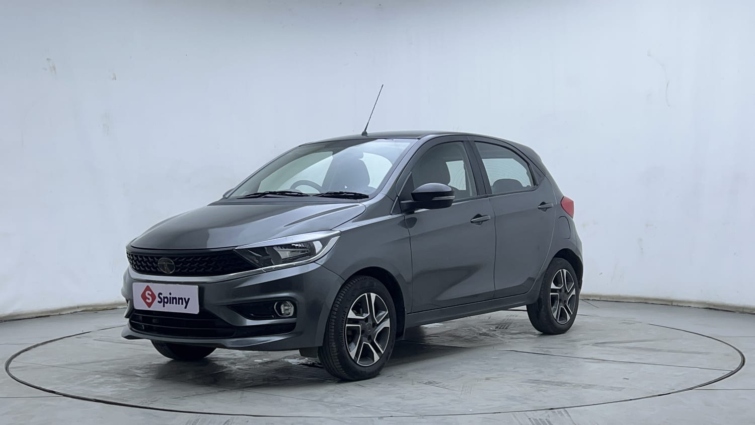 2021 Tata Tiago XZ Plus