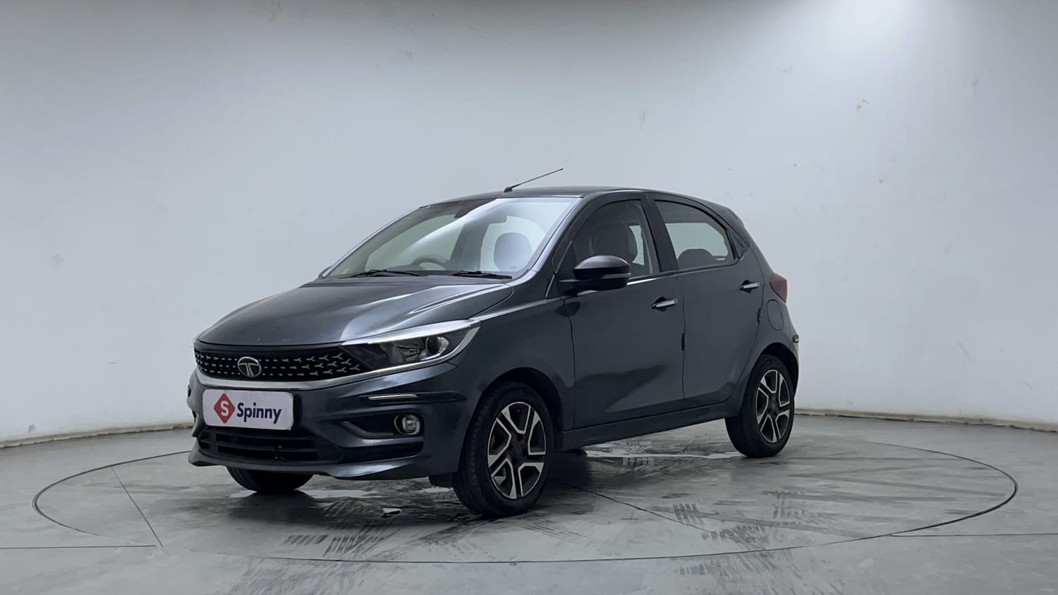 2024 Tata Tiago XZ Plus