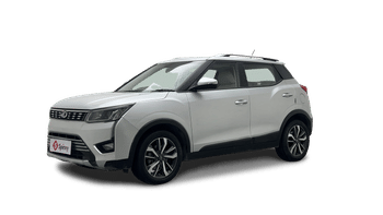 Used 2019 Mahindra XUV 300 1.2 W8 (O) Petrol Manual Image