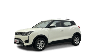Used 2023 Mahindra XUV 300 W8 1.2 Petrol Petrol Manual Image