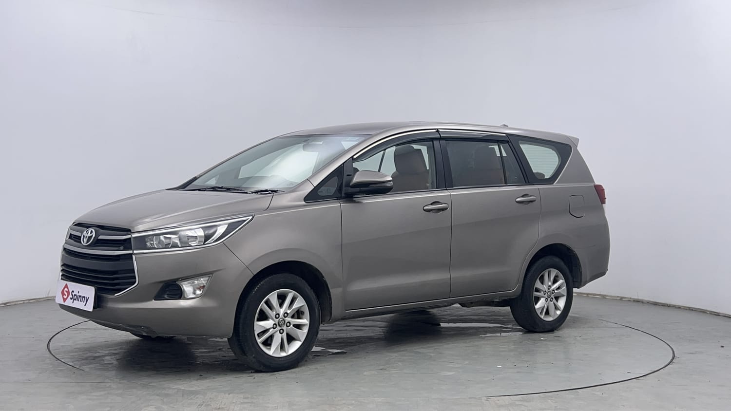 Innova-crysta