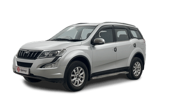Used 2017 Mahindra XUV500 W10 Diesel Manual Image
