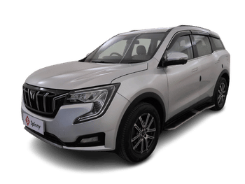 Used 2022 Mahindra XUV700 AX 7 Petrol AT Luxury Pack 7 STR Petrol Automatic Image