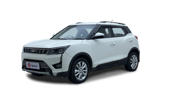 Used 2020 Mahindra XUV 300 1.5 W8 AMT Diesel Automatic Image