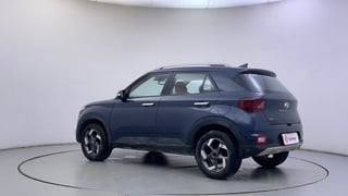 Used 2022 null Petrol Automatic exterior LEFT REAR CORNER VIEW