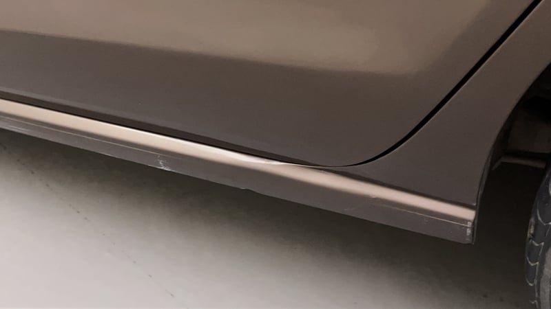 Used 2015 Volkswagen Vento Comfortline Petrol AT Petrol Automatic dents MINOR DENT