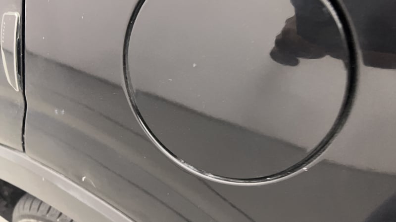 Used 2021 Mahindra XUV 300 W8 1.2 Petrol Petrol Manual dents MINOR DENT