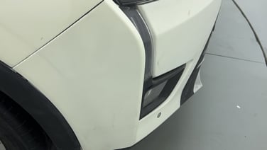 minor_scratch_0