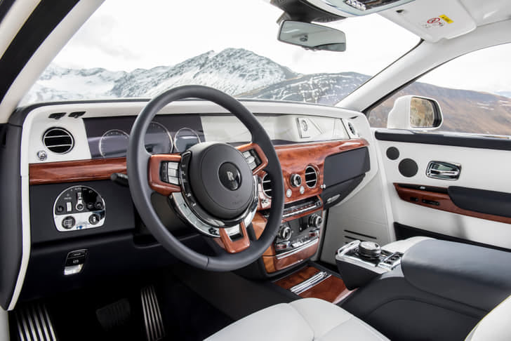 New Rolls-Royce Phantom interior DASHBOARD VIEW