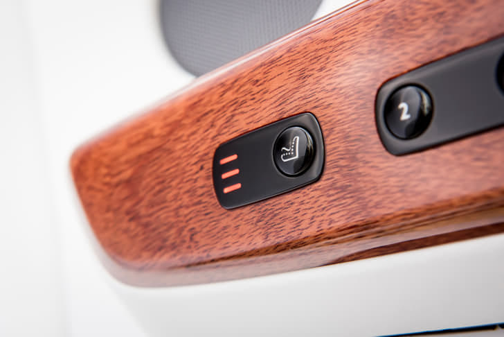 New Rolls-Royce Phantom interior RIGHT SIDE FRONT DOOR CABIN VIEW