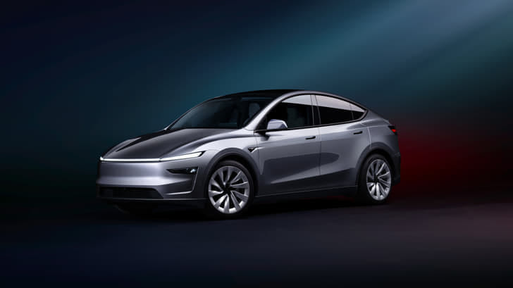 New Tesla Model Y exterior RIGHT SIDE VIEW