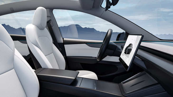 New Tesla Model Y interior MUSIC SYSTEM & AC CONTROL VIEW
