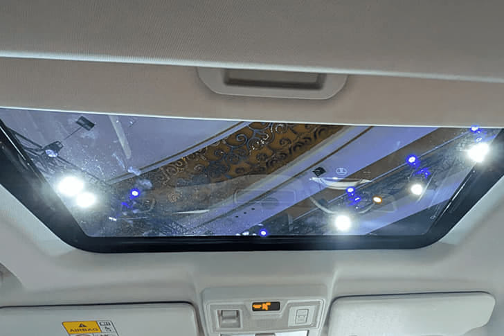 carImage